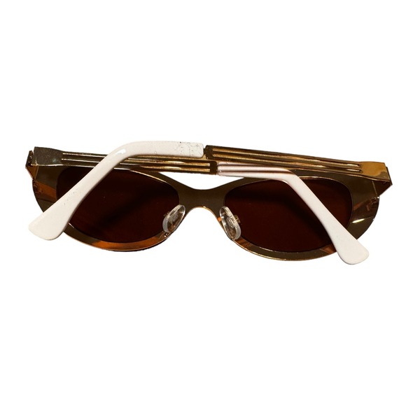 Womens Rose Gold Frame Sunglasses - Picture 4 of 4